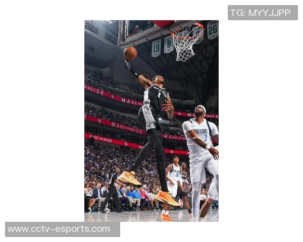 浓眉表现出色前三节高效得分19分并抢下9篮板助力球队争胜